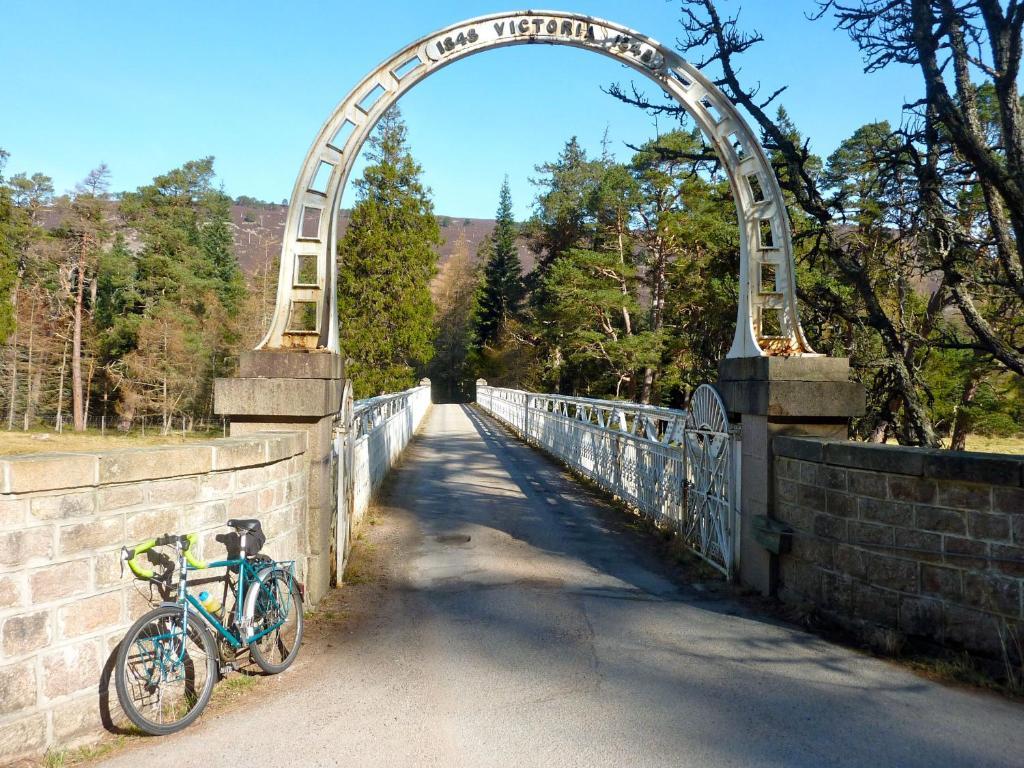 Braemar Youth Hostel エクステリア 写真