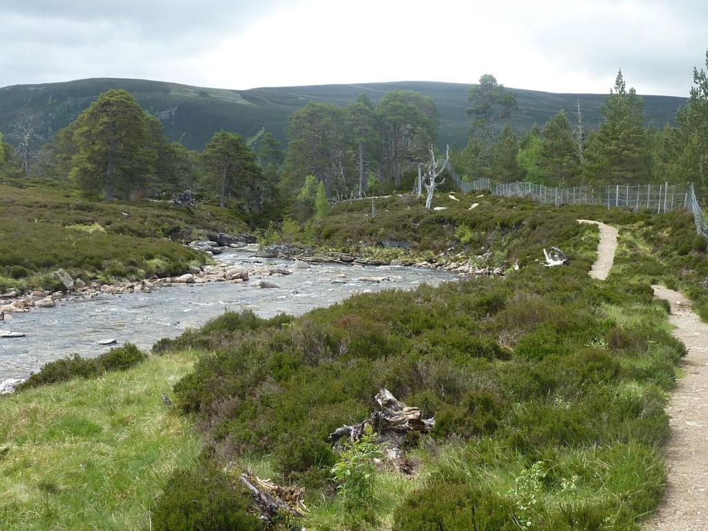 Braemar Youth Hostel エクステリア 写真